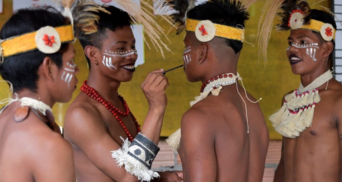 La comunidad indígena del Amazonas que aceptó los gays tiene reglas