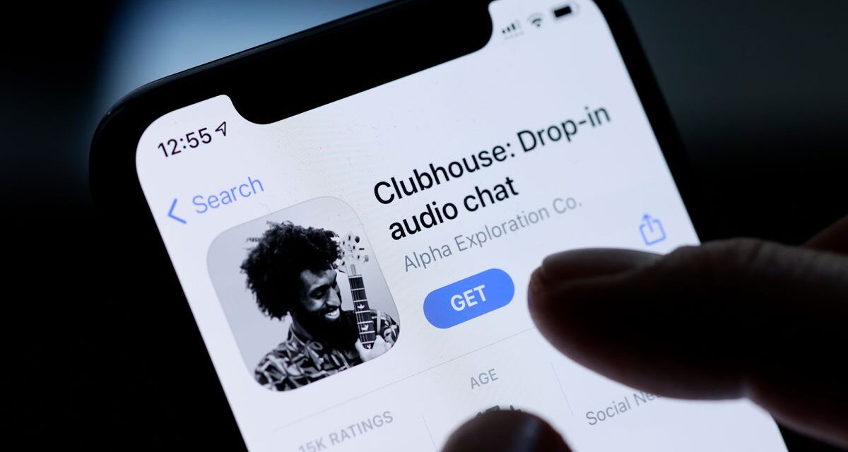 Qué es Clubhouse la red social basada en audios que cautivó a Elon Musk