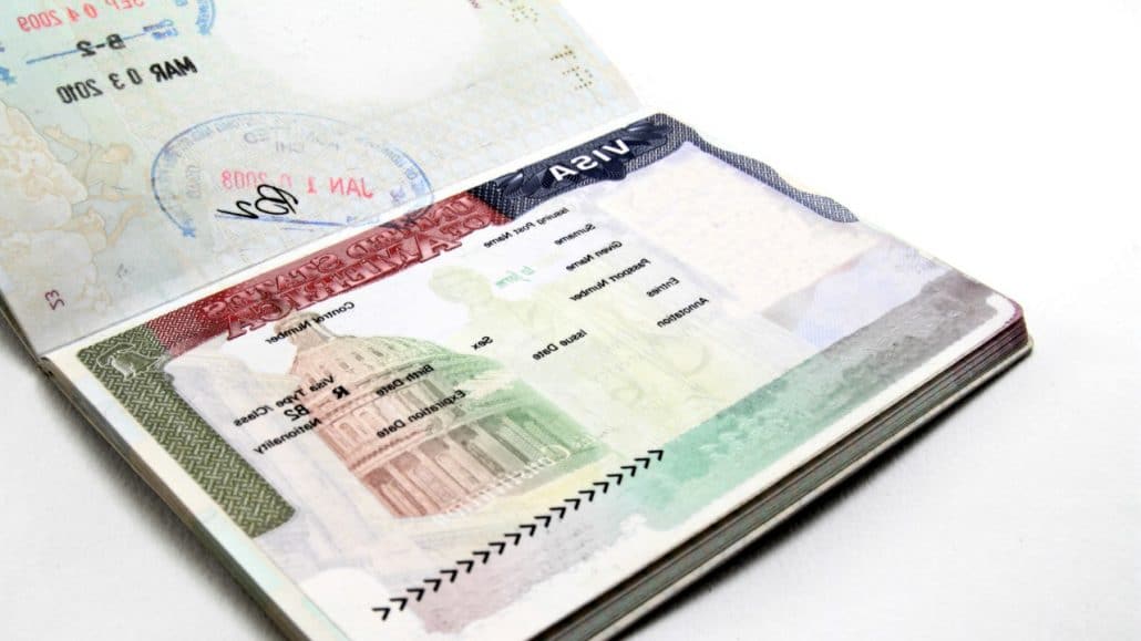 Renovar sin entrevista la visa de no inmigrante para Estados Unidos