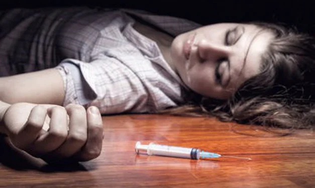 EE.UU. sufre cifra récord de muertes en un año por sobredosis de drogas