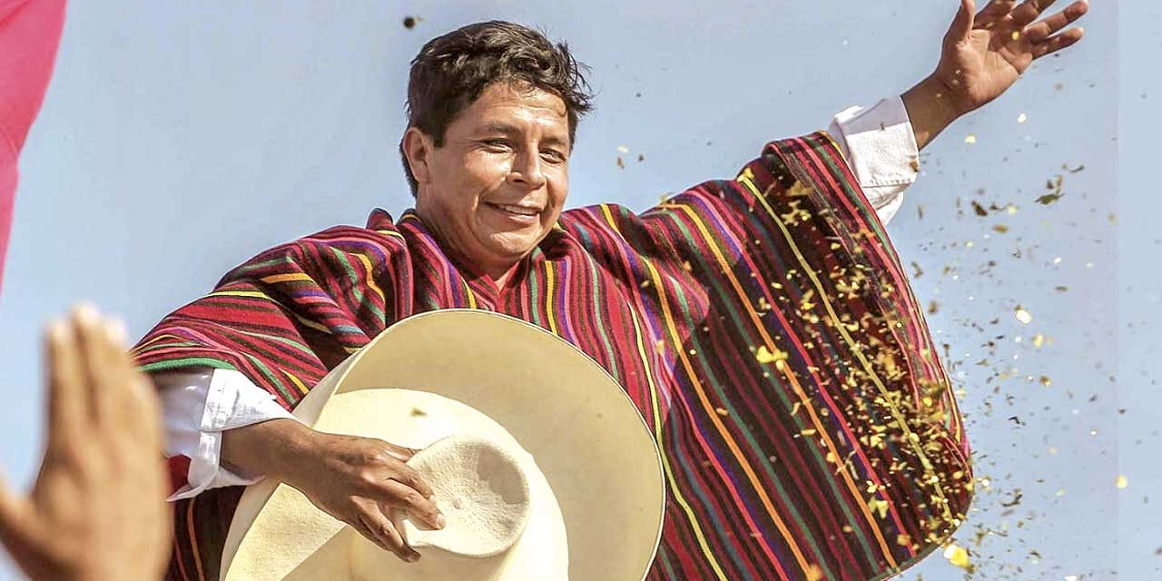 Congreso de Perú rechaza otro intento de vacancia contra Pedro Castillo
