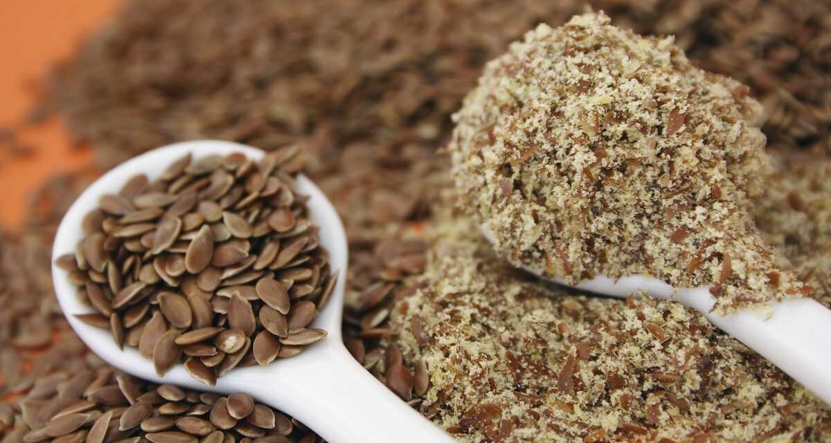 Las semillas de lino molidas dan mayores beneficios para la salud