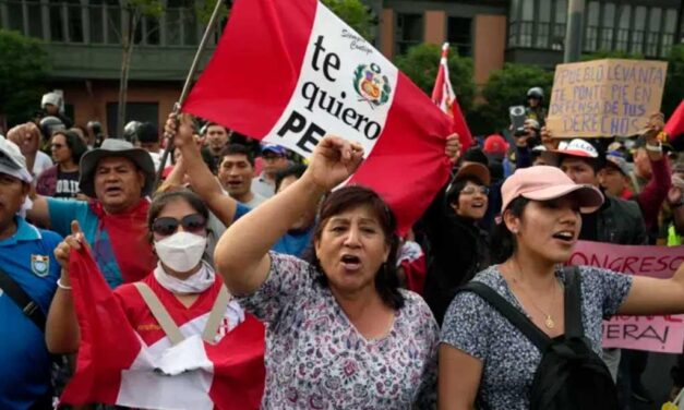 Las protestas en Perú son un delito, dictamina el Tribunal Supremo