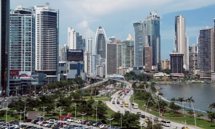 Panamá mejora en ranking global de libertad económica