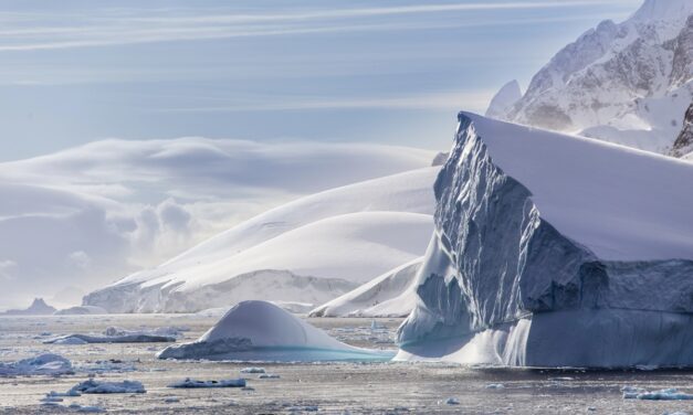 La Antártida podría tener un pueblo secreto bajo el hielo