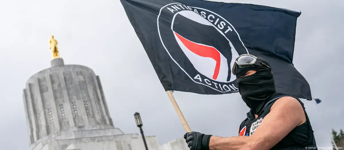 Antifa, ¿movimiento terrorista o una respuesta legítima al extremismo?