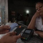 Continúa el asedio contra Cuba: Visa y Mastercard salen del circuito de pagos