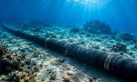 Panamá apuesta por cables submarinos para impulsar economía digital