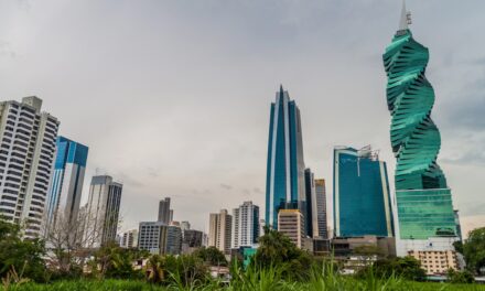 Economía de Panamá crecerá más del doble que América Latina en 2026