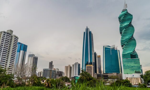 Economía de Panamá crecerá más del doble que América Latina en 2026